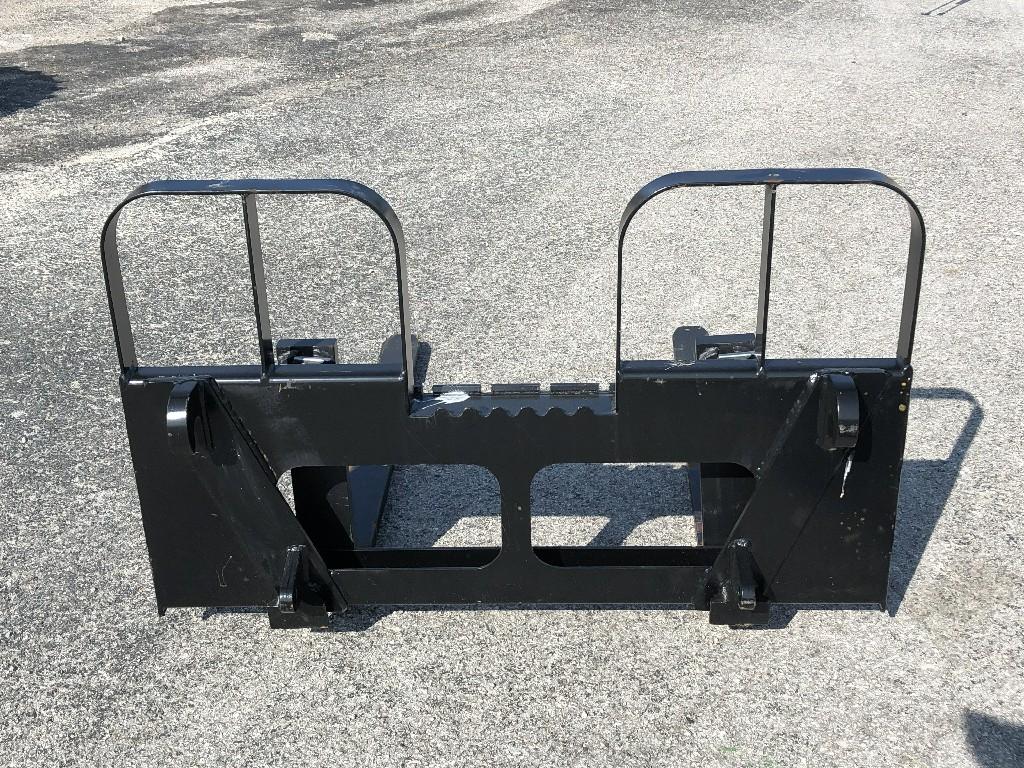 ../assets/images/gallary/sale/euro-global-series-quick-attach-loader-pallet-forks/euro-global-series-quick-attach-loader-pallet-forks-2.jpg