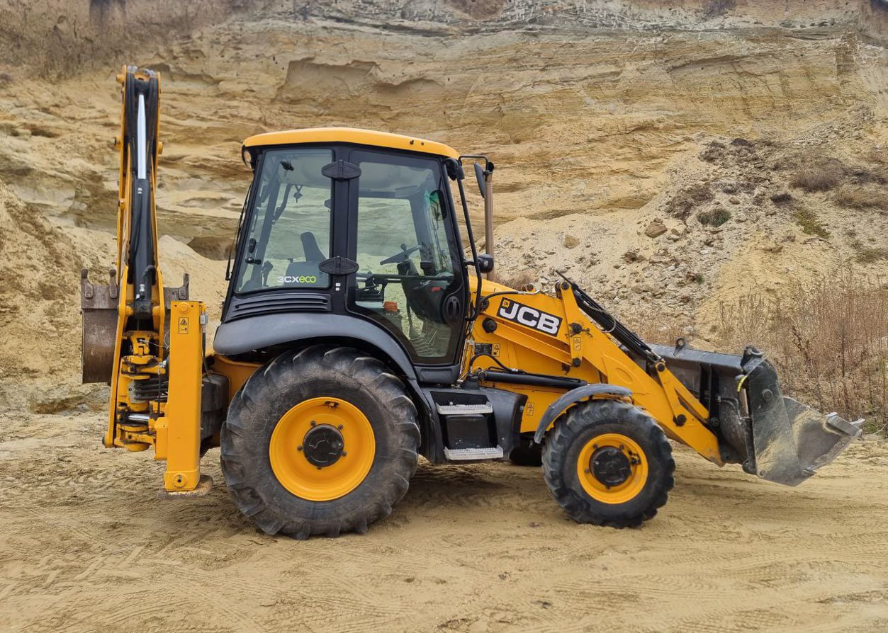 ../assets/images/gallary/sale/jcb-3cx/jcb5.jpg